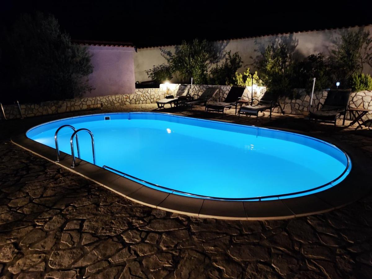 Apartmani Sabira Novi Vinodolski Exterior foto