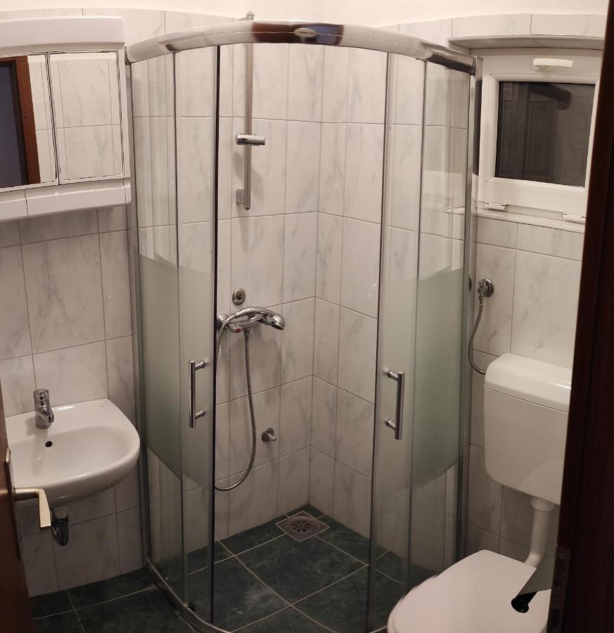Apartmani Sabira Novi Vinodolski Exterior foto
