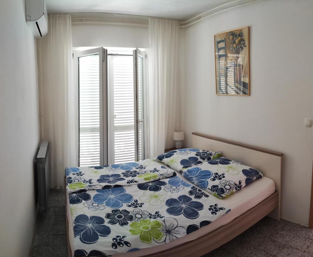 Apartmani Sabira Novi Vinodolski Exterior foto