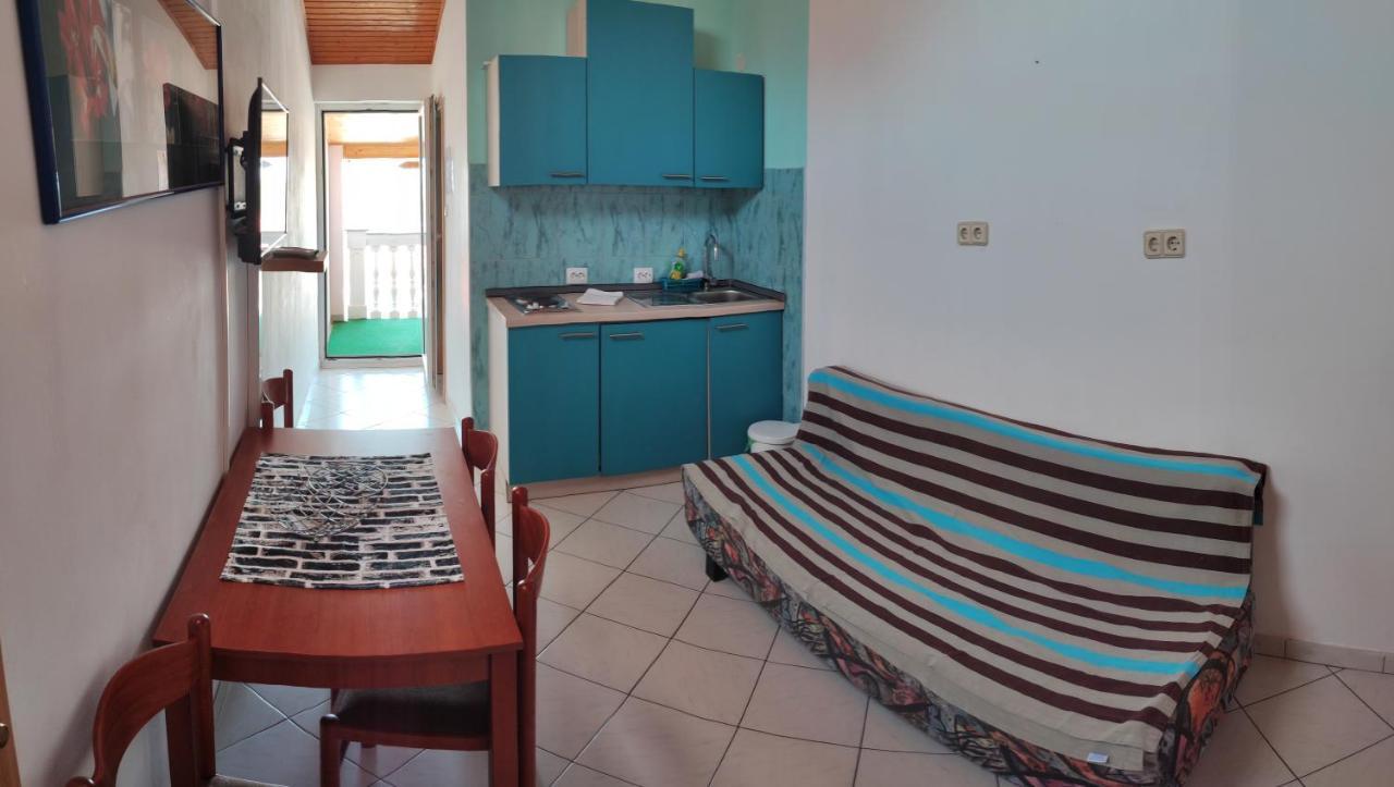 Apartmani Sabira Novi Vinodolski Exterior foto