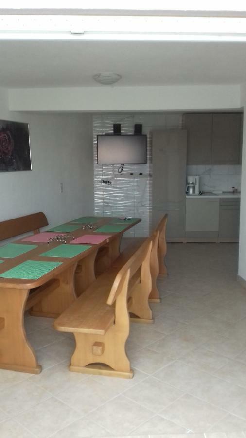Apartmani Sabira Novi Vinodolski Exterior foto